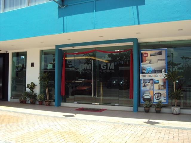 Gm City Hotel Klang Esterno foto